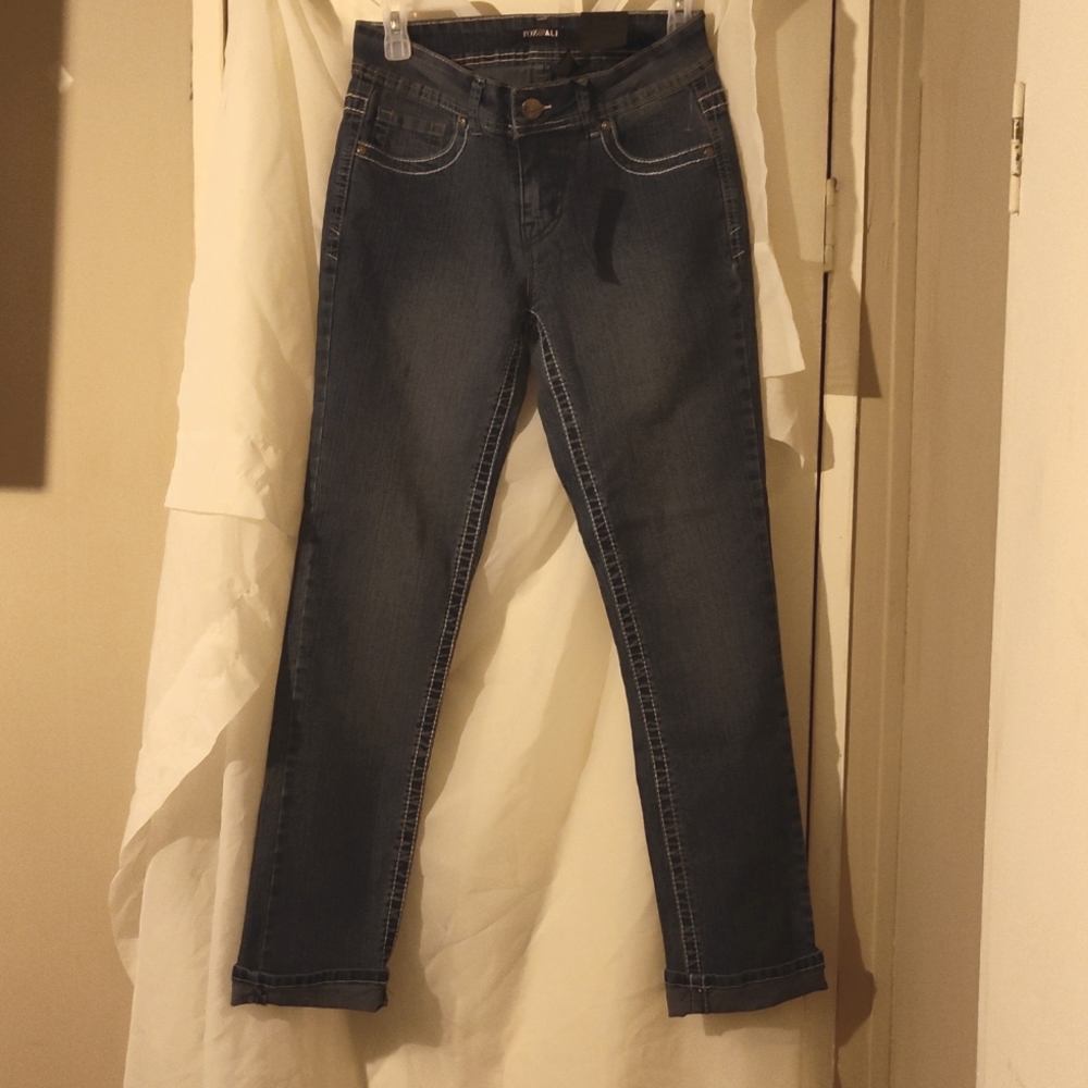 NWT Roz&Ali jeans - Picture 3 of 4